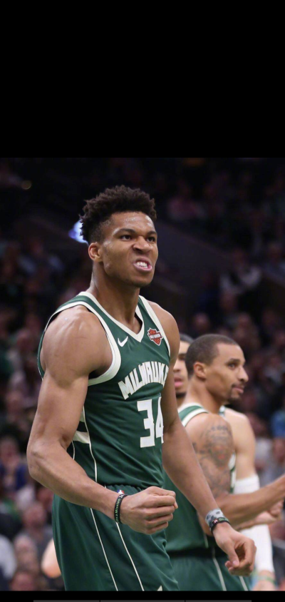 2025巴黎冠军赛小组赛首轮收官：FNC横扫 RRQ，大B老师回春了