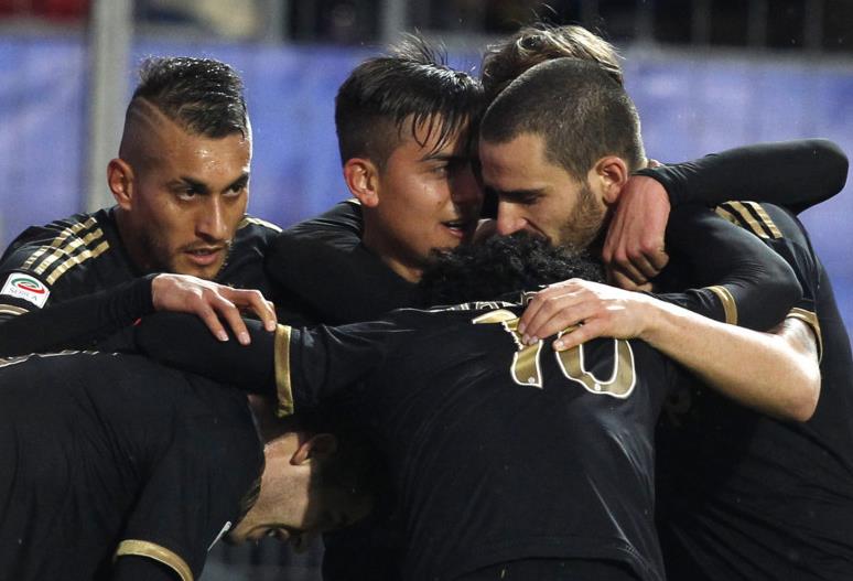 德媒：拜仁密切关注艾希霍恩，赫塔希望将解约金提高至2000万