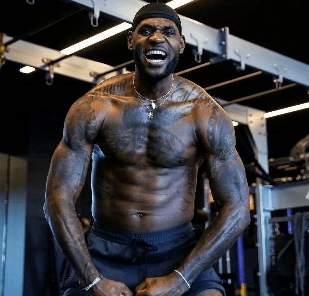 团队篮球造胜果 新疆伊力特收获开门红