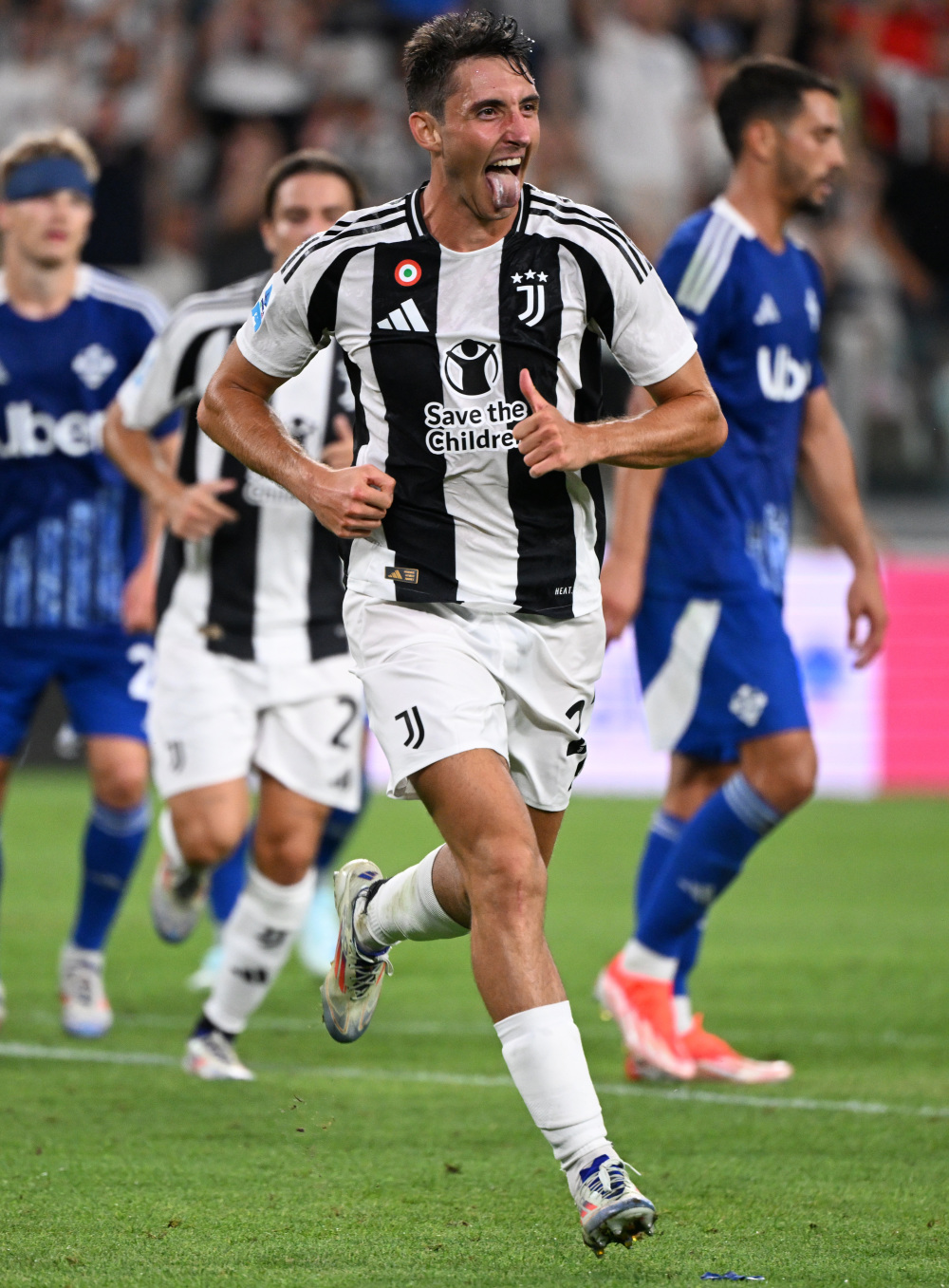 德甲前瞻：斯图加特欲报一箭之仇，拜仁防线需提升专注度