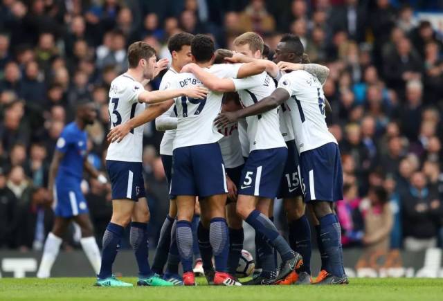 西甲第18轮阿拉维斯1-1战平奥维耶多，比尼亚斯博耶破门