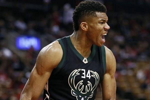 100亿身家“足坛首富”，投了最火AI独角兽